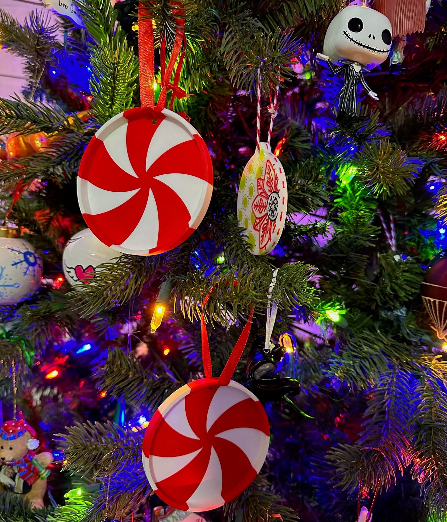 Peppermint Swirl Ornament - 3D Printed Christmas Ornament - Available in many colors